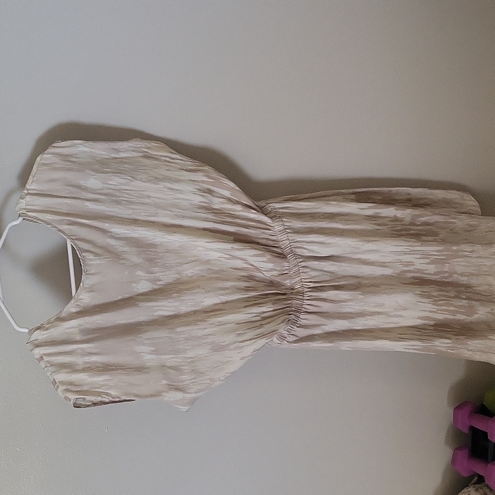 Dress - Picture 4 of 4